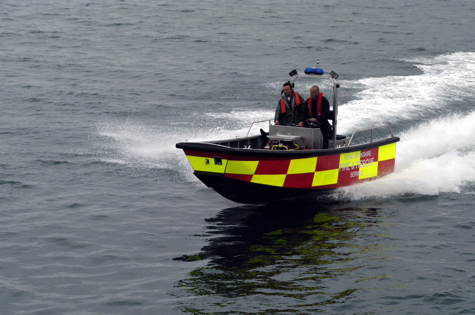 6-4m-fire-rescue-boat-holyhead-marine